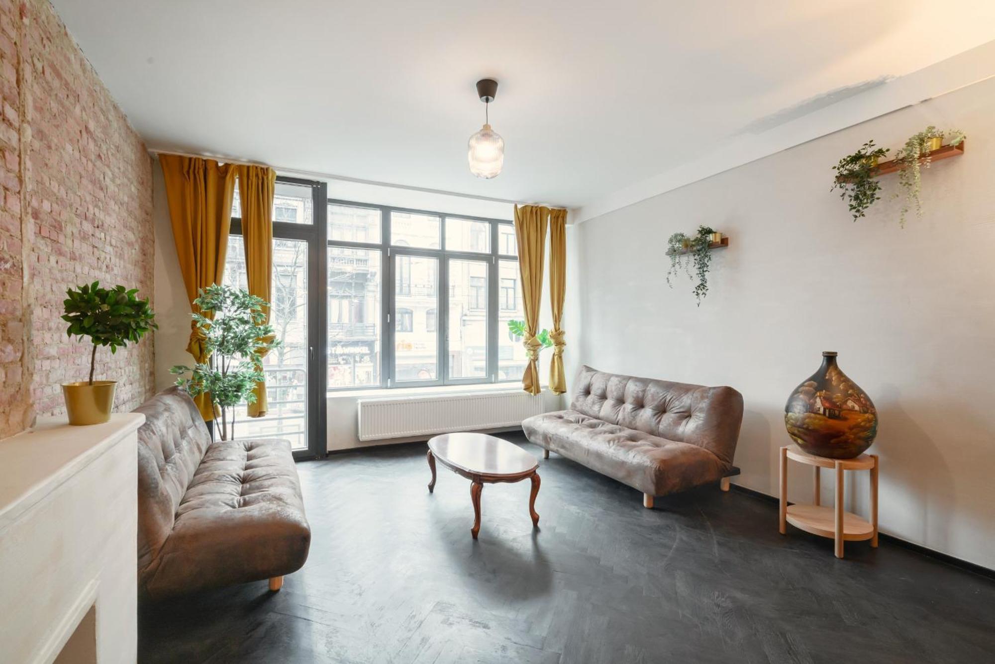 Charming And Spacious Apartments In The Heart Of Антверпен Екстер'єр фото