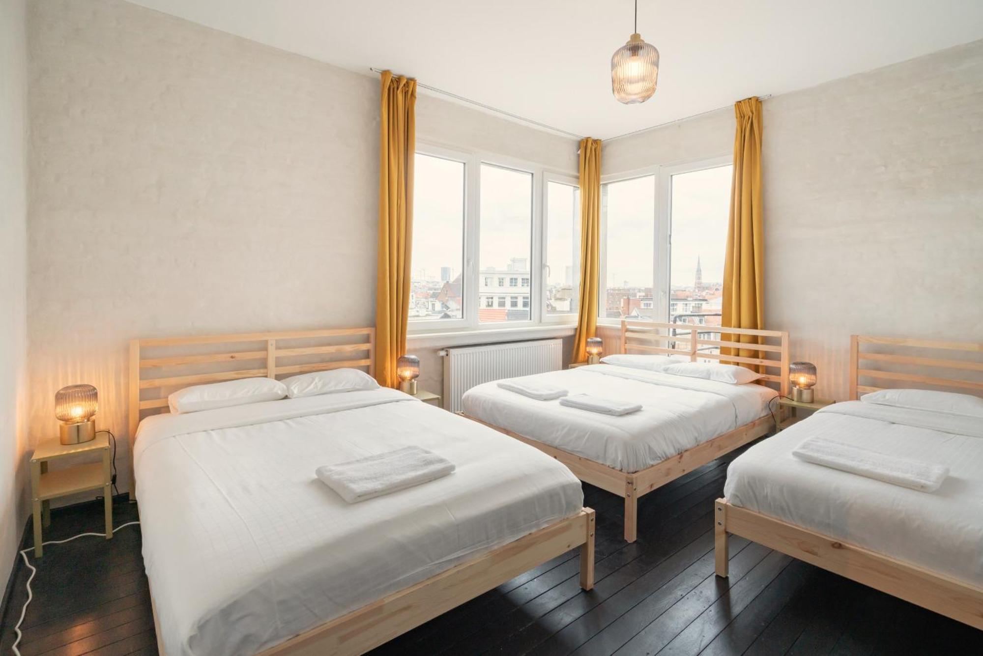 Charming And Spacious Apartments In The Heart Of Антверпен Екстер'єр фото