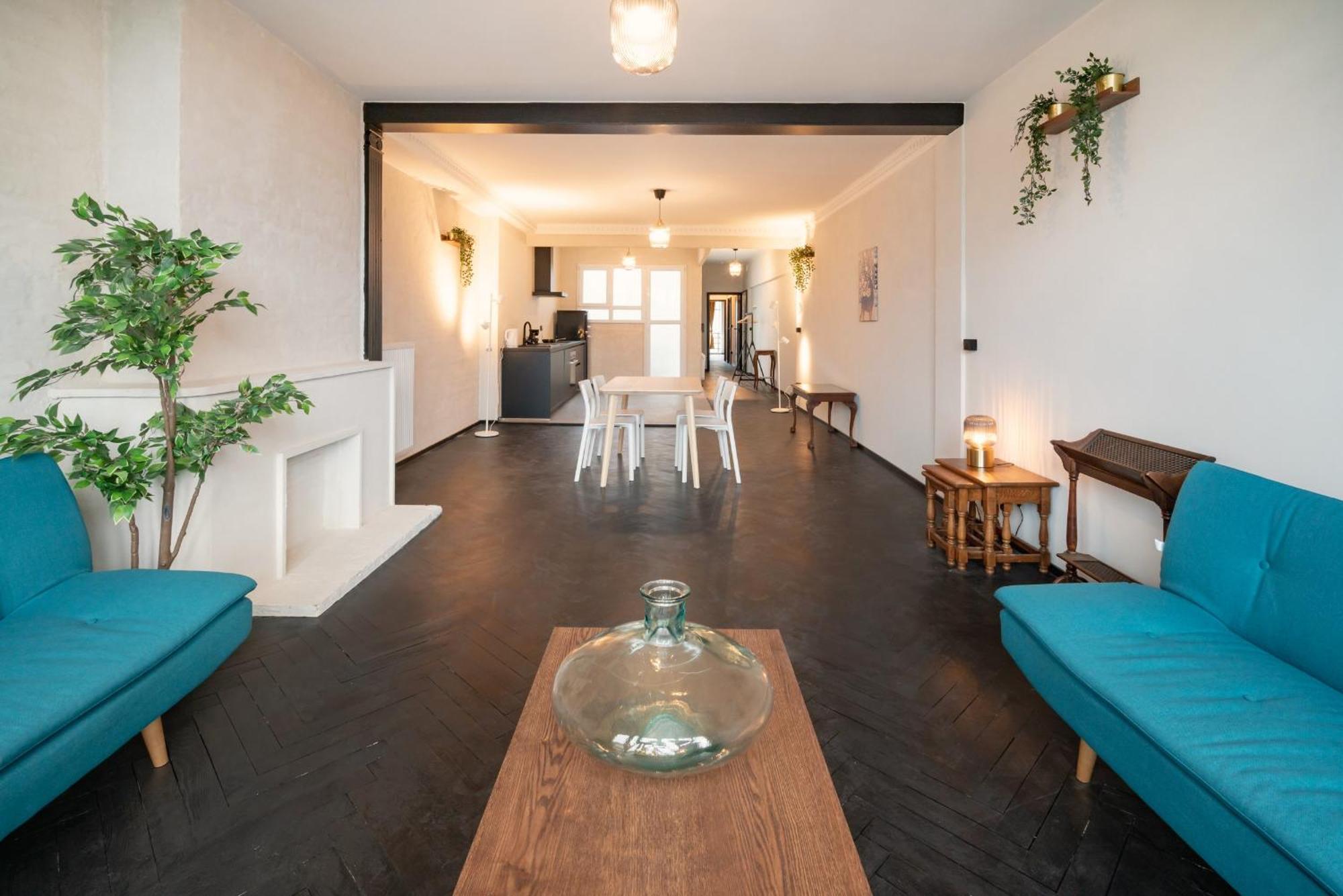 Charming And Spacious Apartments In The Heart Of Антверпен Екстер'єр фото